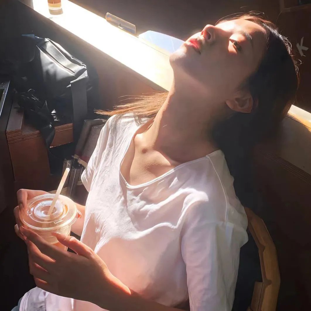 法丽达的两千首歌