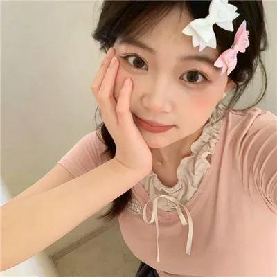 莺燕嬉春
